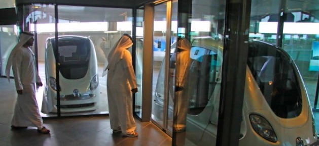 迪拜的自动驾驶通勤小巴服务网络